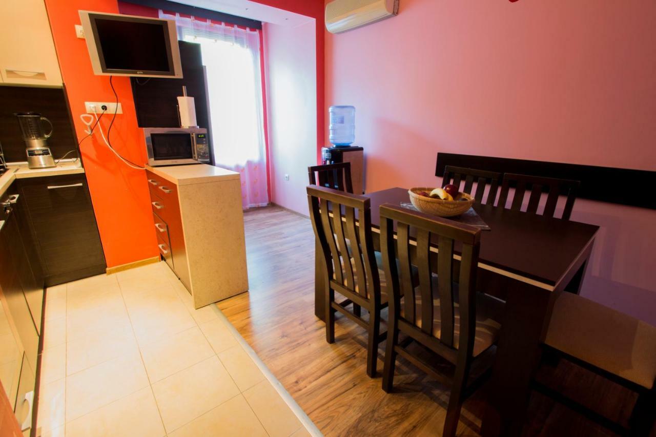 Modern Apartment In The Heart Of Vidin Kültér fotó